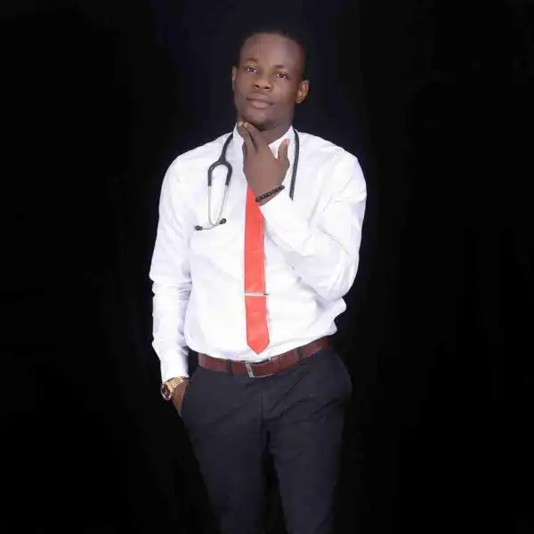 Dentist Shares Photo Of Phyno